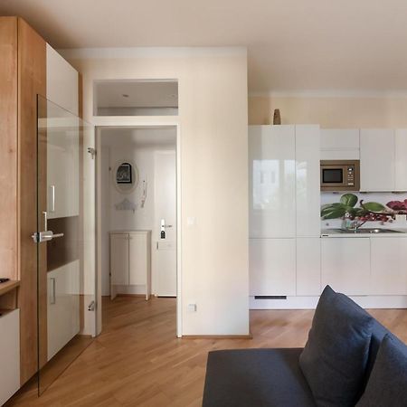 Absolute Ruhelage Im Zentrum Mit Parkplatz Apartment Wina Bagian luar foto