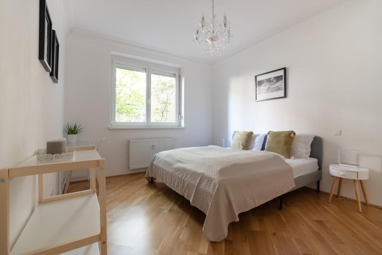 Absolute Ruhelage Im Zentrum Mit Parkplatz Apartment Wina Bagian luar foto