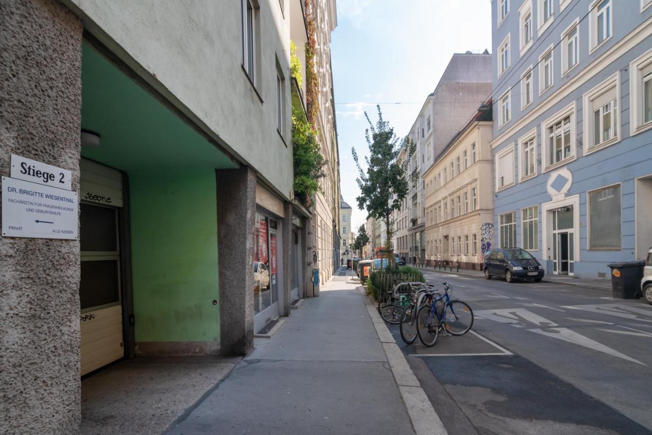 Absolute Ruhelage Im Zentrum Mit Parkplatz Apartment Wina Bagian luar foto
