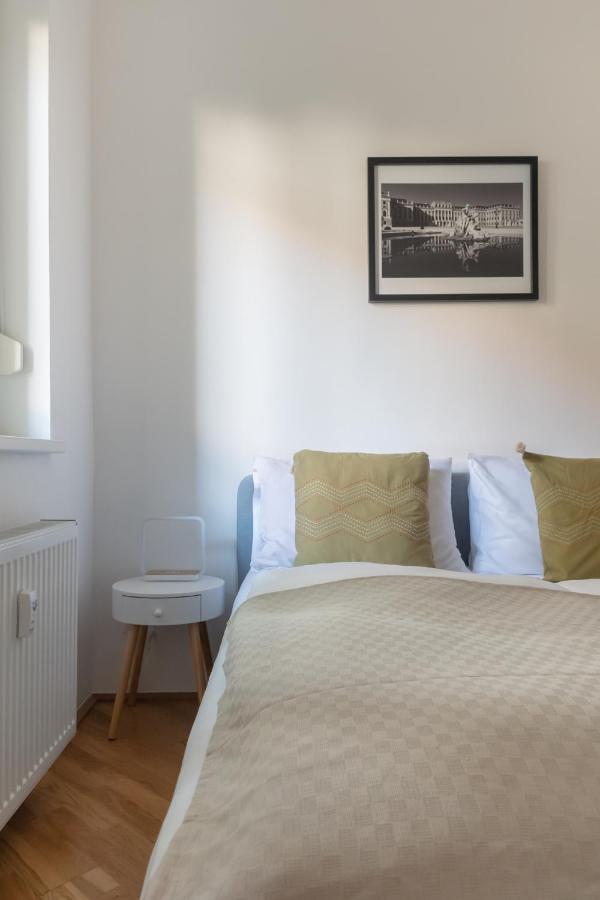Absolute Ruhelage Im Zentrum Mit Parkplatz Apartment Wina Bagian luar foto